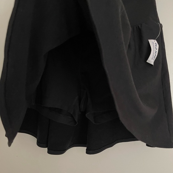 NWT Old Navy Black Flared Skirt - Picture 2 of 4